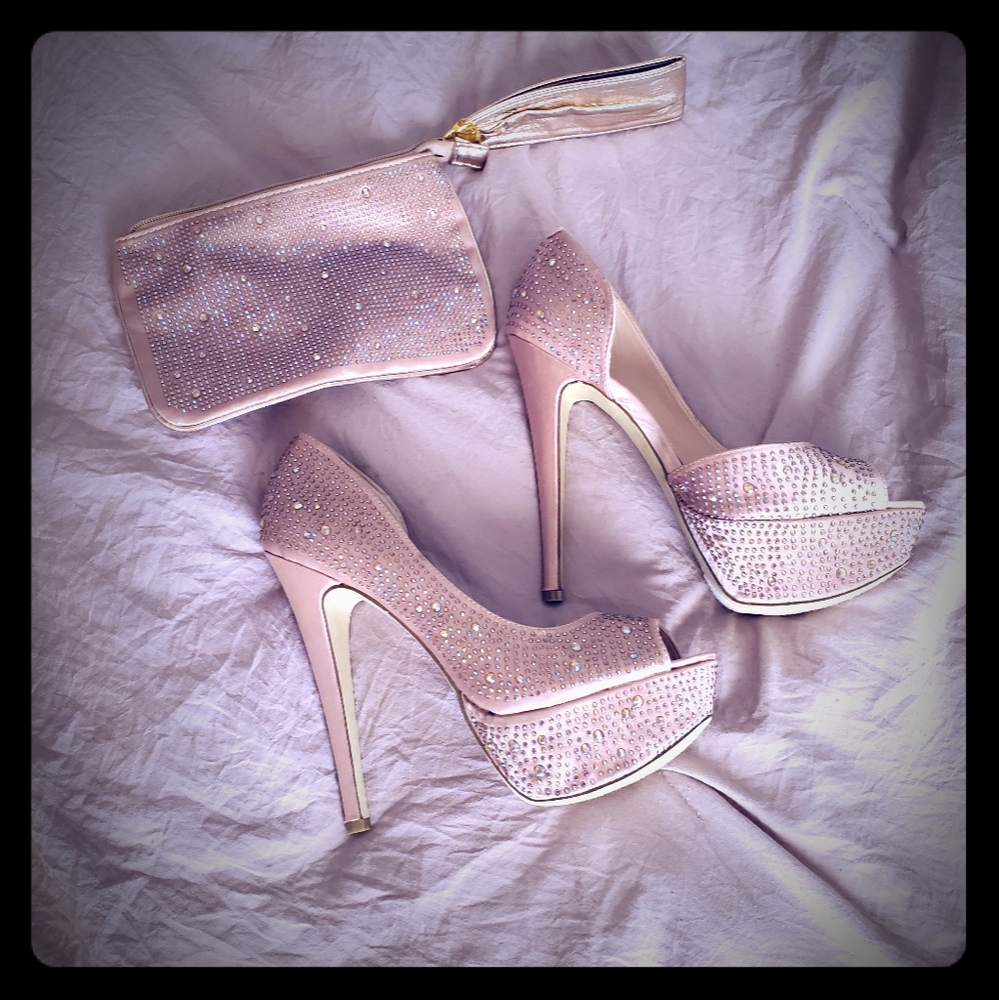 Sparkle blush clutch handbag